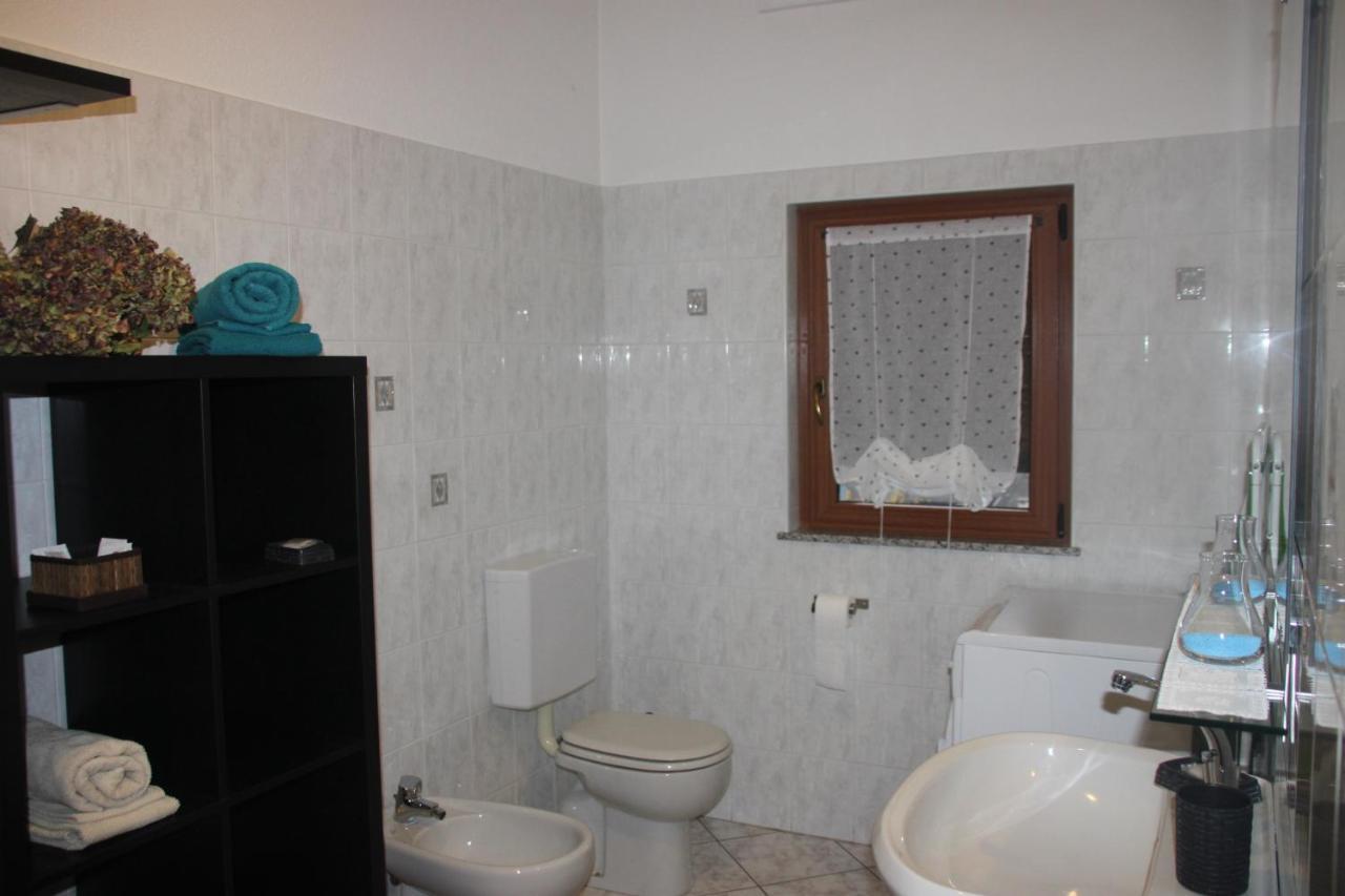 דירות Villa di Tirano La Madonnina מראה חיצוני תמונה